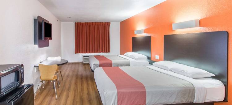 德州哈钦斯6号汽车旅馆(Motel 6 Hutchins, TX)图片