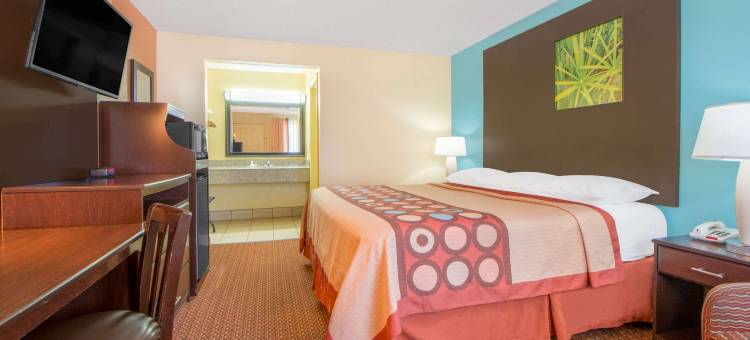 Super 8 by Wyndham Tulsa图片