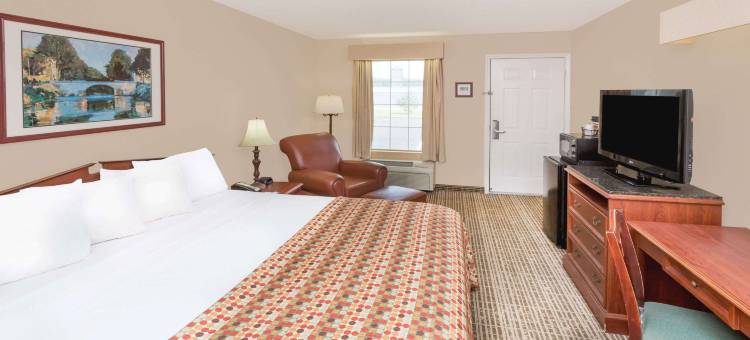 格林纳达呗盟套房酒店(Baymont by Wyndham Grenada)图片