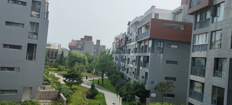 山海关老龙头假日蓝湾一号公寓(云南南路分店)图片