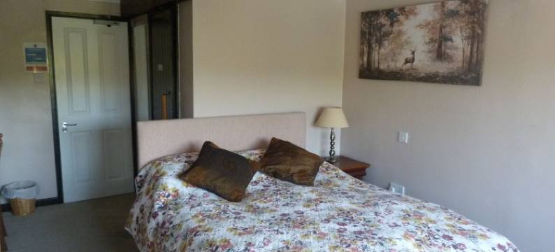 卡梅雷宾馆酒店(Cameley Lodge - Self Catering)图片