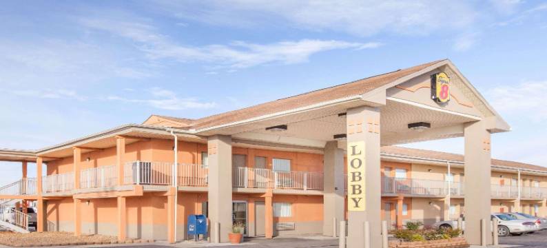 米尔伯里-托莱多温德姆速8酒店(Super 8 by Wyndham Millbury/Toledo)图片