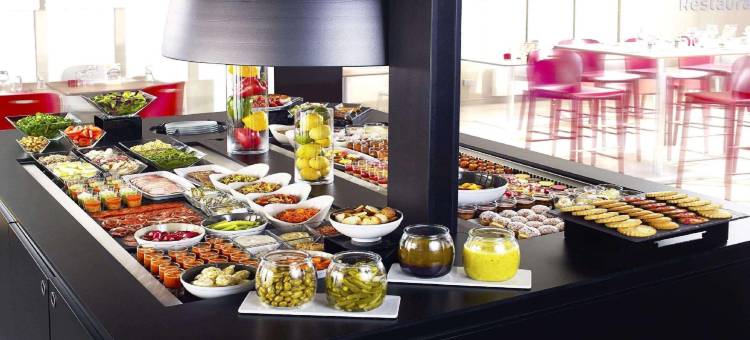 里昂东康铂酒店-圣艾修伯里机场(Campanile Lyon Est - AÉROPORT Saint EXUPÉRY)图片