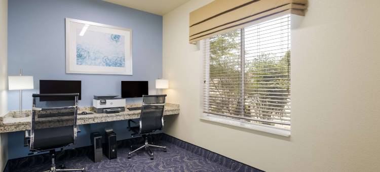 科菲维尔中央商务区贝斯特韦斯特套房酒店(Best Western Coffeyville Central Business District Inn and Suites)图片