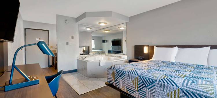 橡树溪6号汽车旅馆(Motel 6 Oak Creek, WI)图片