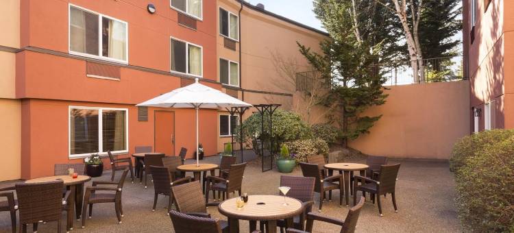 希尔顿逸林酒店-波特兰泰格德(DoubleTree by Hilton Portland - Tigard)图片