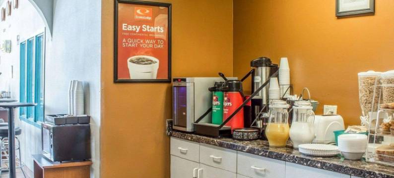 温斯洛 I-40 凯艺酒店(Quality Inn Winslow I-40)图片