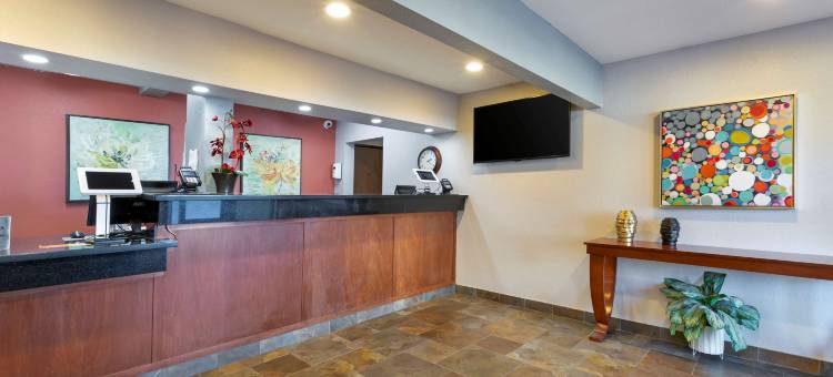 阿尔图纳贝斯特韦斯特优质酒店(Best Western Plus Altoona Inn)图片