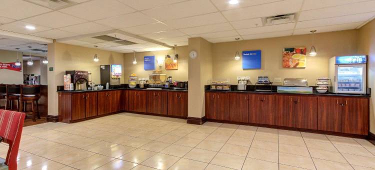 北圣彼得堡舒适酒店(Comfort Inn St Petersburg North)图片