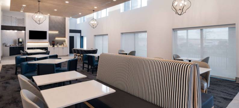 温德姆旗下拉昆塔-芝加哥奥黑尔机场(La Quinta by Wyndham Chicago O'Hare Airport)图片