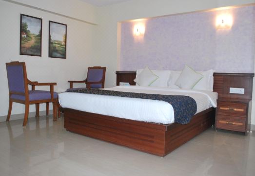 Goradia Abigail Regency Hotel Overview