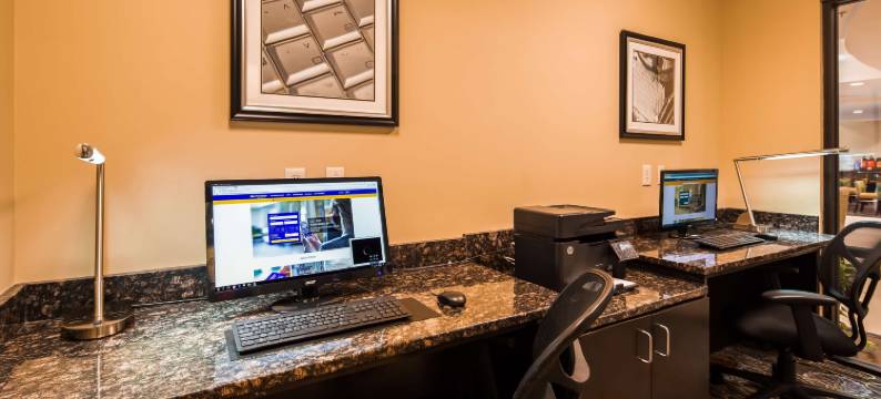 贝斯特韦斯特优质大学酒店(Best Western Plus University Inn)图片