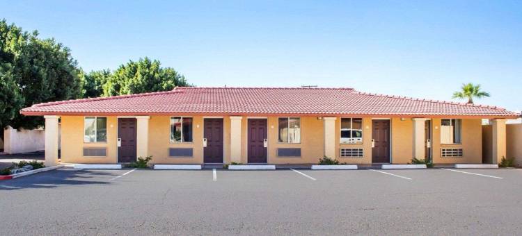 斯科特斯德老城罗德威酒店(Rodeway Inn Old Town Scottsdale)图片