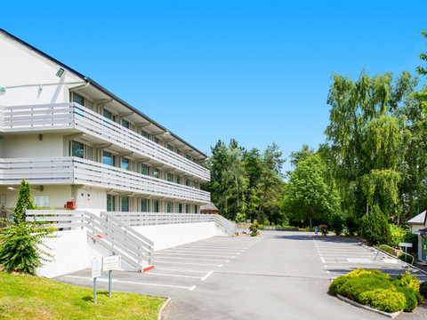 富热尔康铂酒店