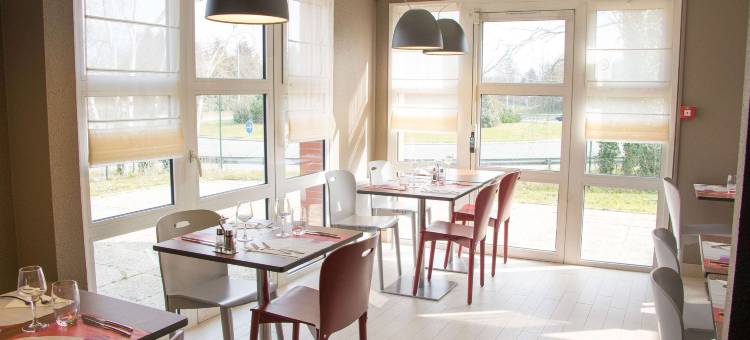 圣塞巴斯蒂安卢瓦尔河畔南特南康铂酒店(Campanile Nantes Est - Saint SÉBASTIEN Sur Loire)图片