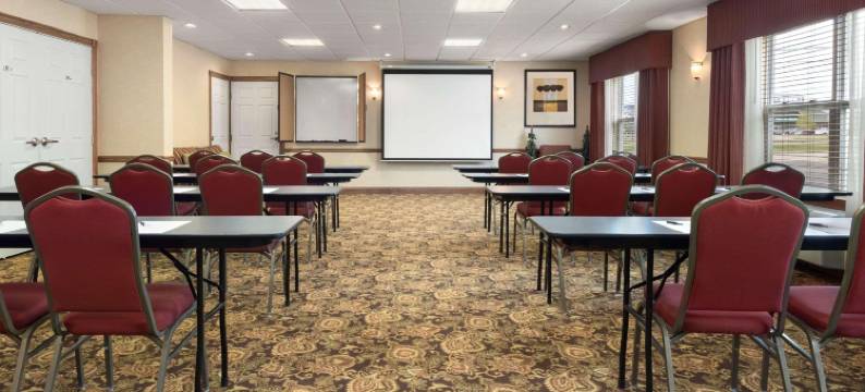 威斯康星史蒂文斯波因特丽怡酒店(Country Inn & Suites by Radisson, Stevens Point, WI)图片