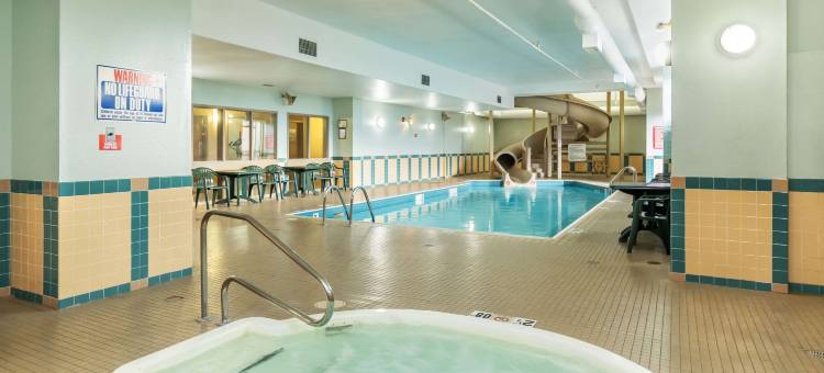 舒适套房酒店(Comfort Inn & Suites)图片