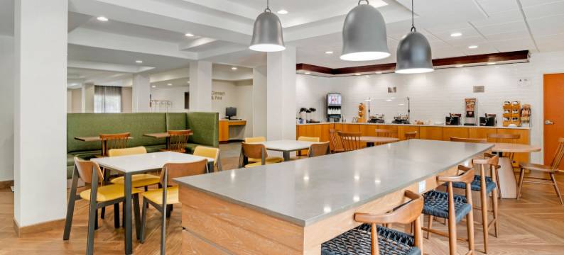 布恩万枫酒店及套房(Fairfield Inn & Suites Boone)图片