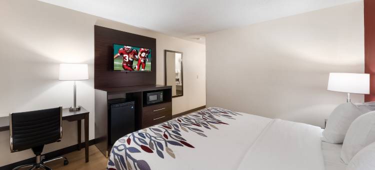 韦恩堡红顶酒店(Red Roof Inn Fort Wayne)图片