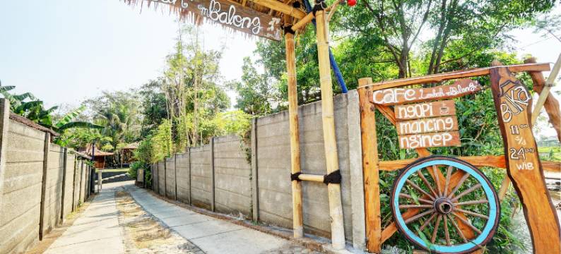 首都O 93238伦巴姆巴隆度假村(Lembah Mbalong Resort Mitra RedDoorz Near Exit Tol Singosari)图片