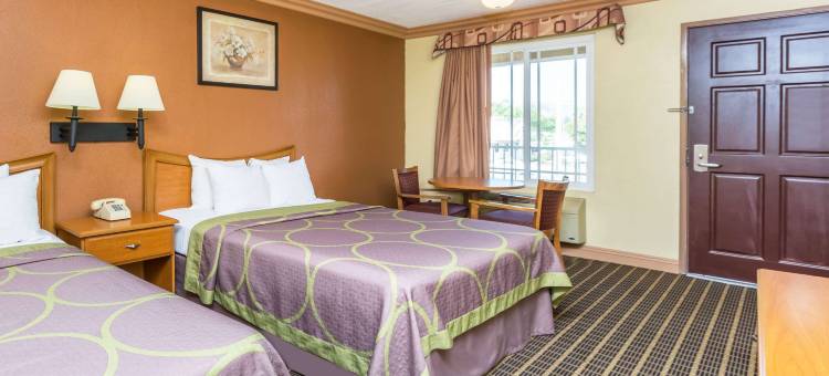 阿祖萨速8酒店(Super 8 by Wyndham Azusa)图片