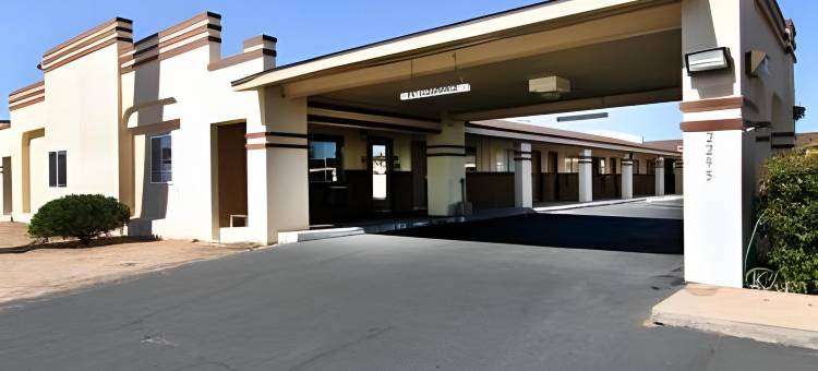 艾柯诺罗奇圣罗莎汽车旅馆(Econo Lodge Inn & Suites)图片