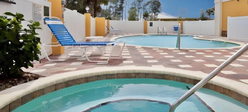 智选假日酒店 & 套房奥蒙德海滩 - 北代托纳 by IHG(Holiday Inn Express & Suites ORMOND BEACH - NORTH DAYTONA by IHG)图片