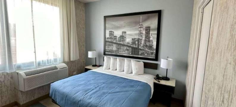 速8酒店-温德姆-布鲁克林宾夕法尼亚大道(Super 8 by Wyndham Brooklyn Pennsylvania Ave)图片