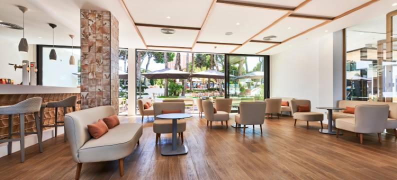 森塔多尔海滩水疗酒店(Hotel & Spa S'Entrador Playa)图片