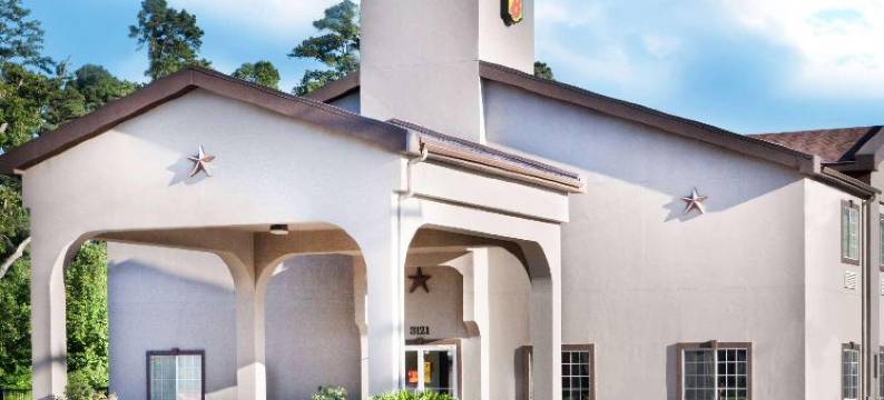 亨茨维尔速8酒店(Super 8 by Wyndham Huntsville)图片