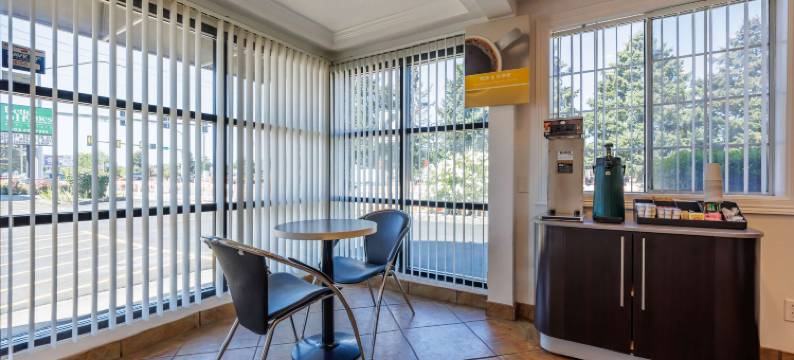 坎比江山旅馆(Motel 6 Canby, or)图片