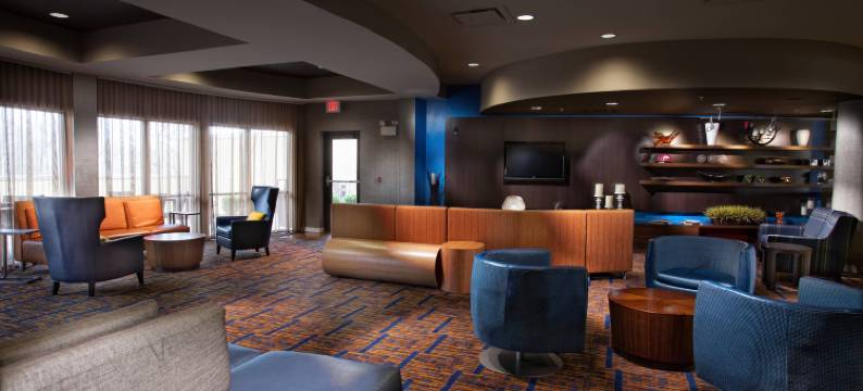 费耶特维尔万怡酒店(Courtyard Fayetteville)图片