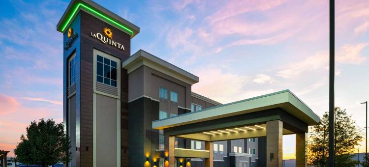 登顿大学路拉昆塔温德姆套房酒店(La Quinta Inn & Suites by Wyndham Denton - University Drive)图片