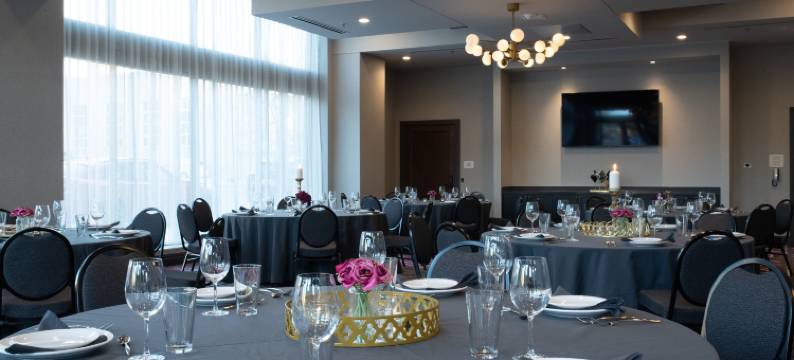 莫林轴心酒店，希尔顿启缤精选(The Axis Hotel Moline, Tapestry Collection by Hilton)图片