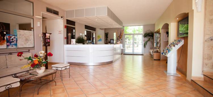 贝斯特韦斯特 勒克洛德洛布鲁日酒店(Best Western Le Clos de l'Aube Rouge)图片