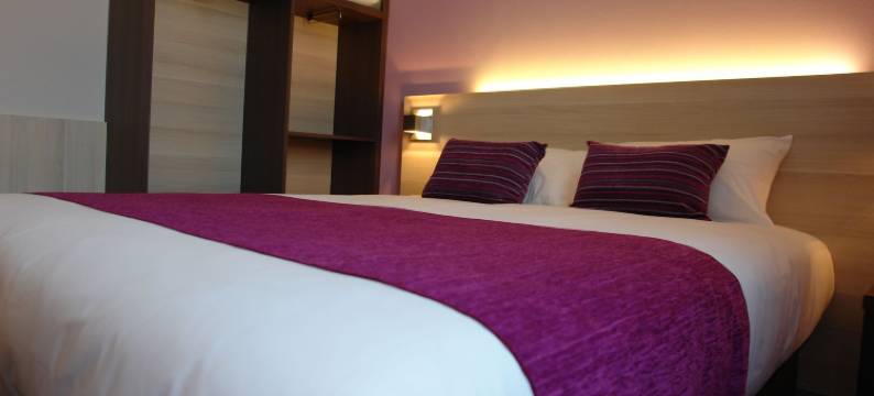 瓦讷-泰克斯布里特酒店(Brit Hotel Vannes - Theix Golfe du Morbihan)图片