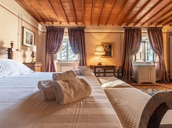 诺比雷迪圣多纳托宫酒店