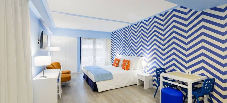 马尔露台套房酒店(Terrace Mar Suite Hotel)图片