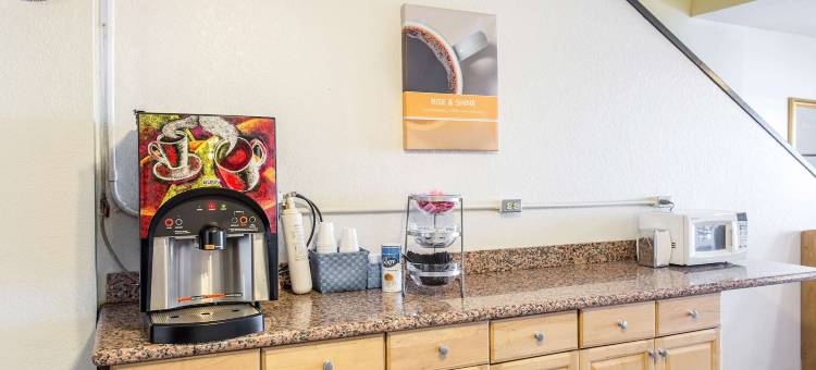 摩利阿提6号汽车旅馆(Motel 6 Moriarty, NM)图片