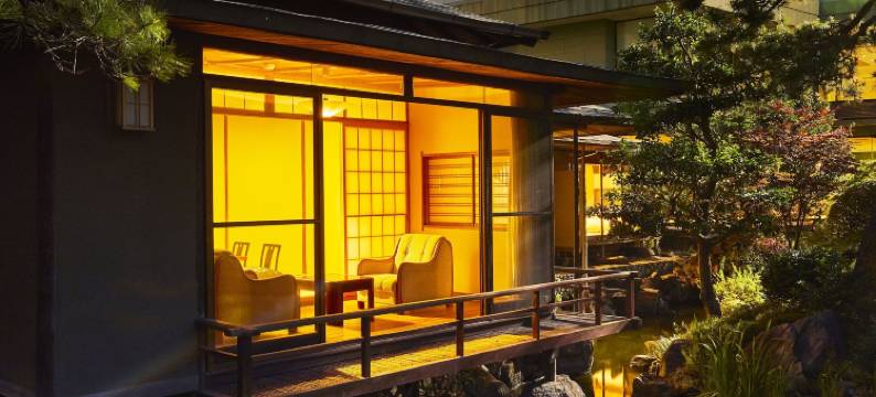 翠翠园旅馆 - 文化财产位于小仓新田川艺术酒店(Suisui Garden Ryokan (in the Art Hotel Kokura New Tagawa))图片