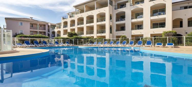 西富尔斯勒普拉热花园与城市(Garden & City Six-Fours-Les-Plages)图片