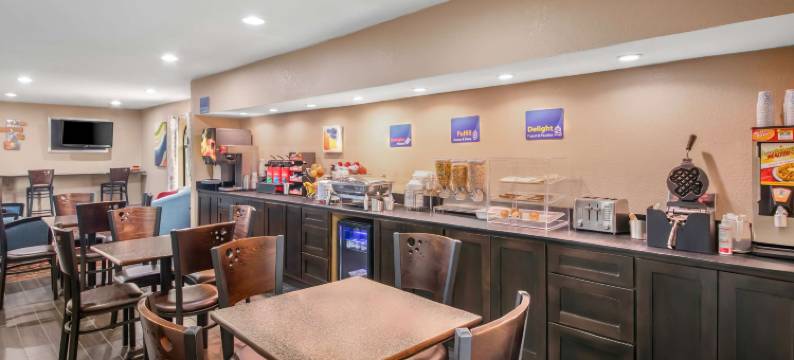 锡达贝斯特韦斯特酒店(Best Western Cedar Inn)图片