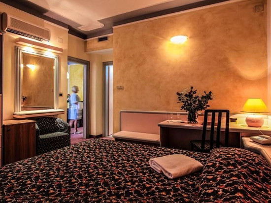 格拉西阿德勒达酒店