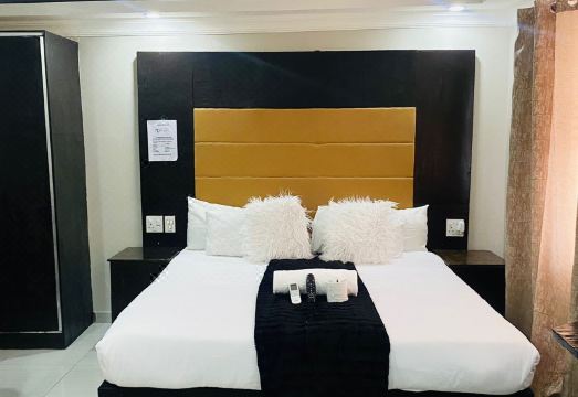 DBright Lodge Hotel Overview