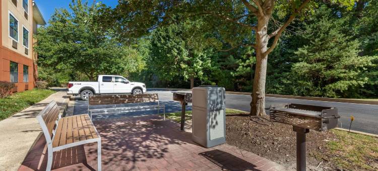 莱辛顿公园派克斯河美国长住精选套房酒店(Extended Stay America Select Suites - Lexington Park - Pax River)图片