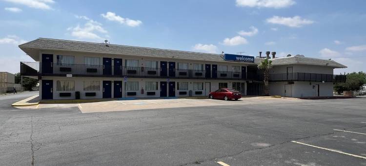 德克萨斯奥德萨6号汽车旅馆(Motel 6 Odessa, TX)图片