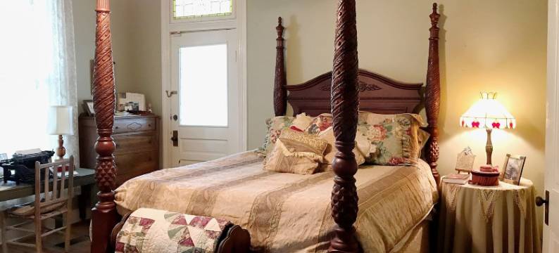 克莱德与玛丽民宿(Clyde and Marie's Bed & Breakfast)图片