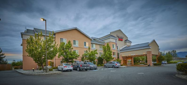 万枫旅馆及套房伯灵顿酒店(Fairfield Inn & Suites Burlington)图片