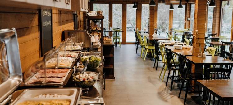 主干道旁爱贝拉套房公寓式酒店(Abella Suites & Apartments by Artery Hotels)图片