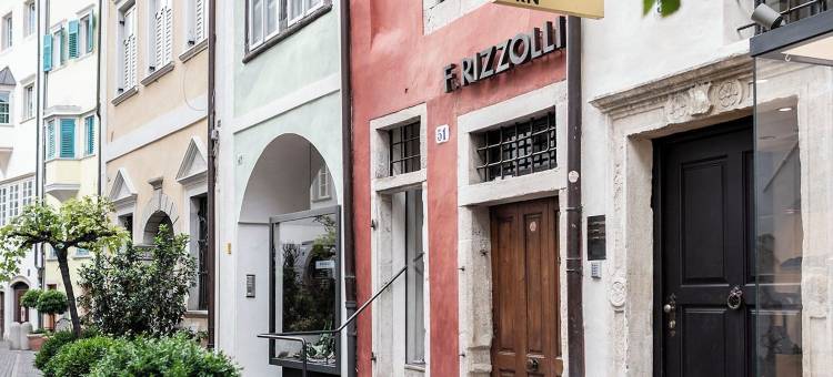 戈尔登斯特恩联排别墅酒店(Goldenstern Townhouse)图片